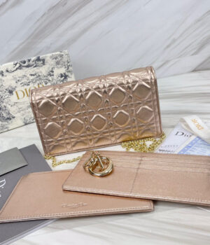 Dior WOC