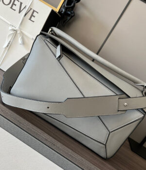 Loewe Puzzle Bag