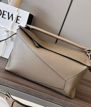 Loewe Puzzle Bag