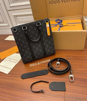 Louis Vuitton M46098