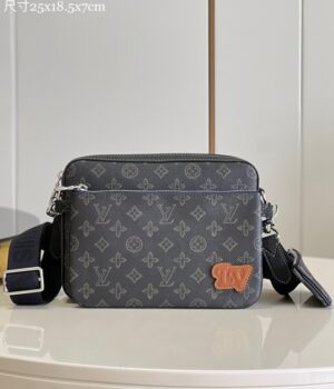 Louis Vuitton Trio Messenger Bag