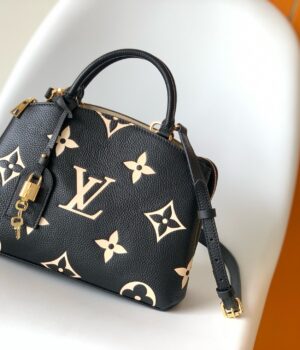 LV Petit Palais M58913