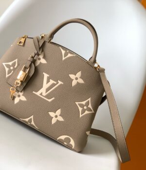 LV Petit Palais M58914