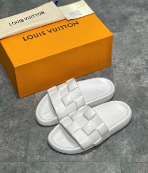 Lv sandal