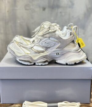 BALENCIAGA SNEAKER