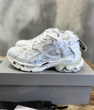 BALENCIAGA SNEAKER
