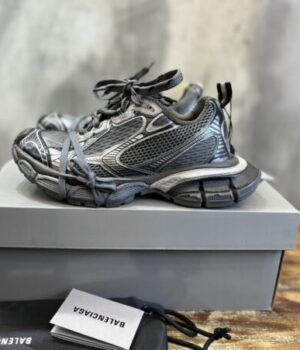 BALENCIAGA SNEAKER