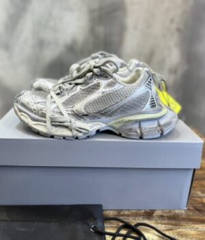 BALENCIAGA SNEAKER