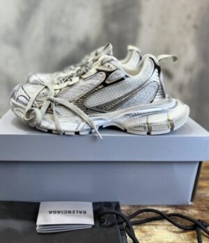 BALENCIAGA SNEAKER