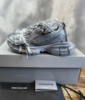 BALENCIAGA SNEAKER