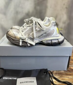 BALENCIAGA SNEAKER