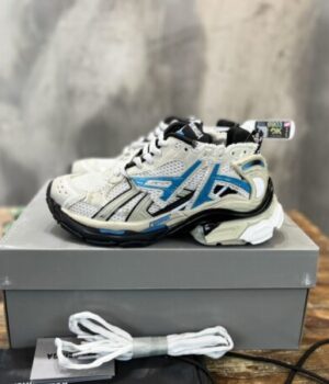 BALENCIAGA SNEAKER