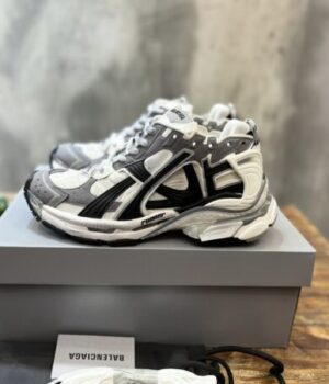 BALENCIAGA SNEAKER
