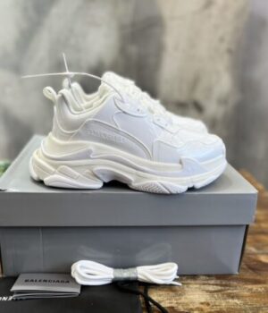 BALENCIAGA SNEAKER