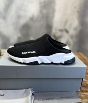 BALENCIAGA SNEAKER