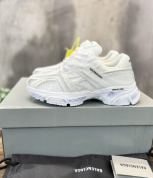 BALENCIAGA SNEAKER