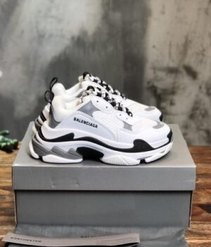 BALENCIAGA SNEAKER