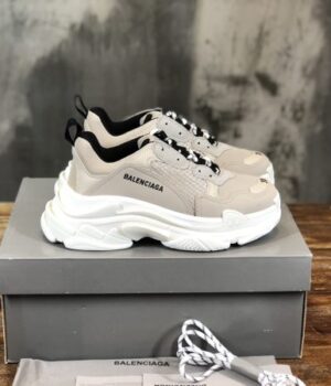BALENCIAGA SNEAKER