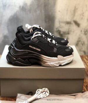 BALENCIAGA SNEAKER
