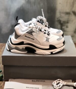 BALENCIAGA SNEAKER