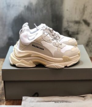 BALENCIAGA SNEAKER