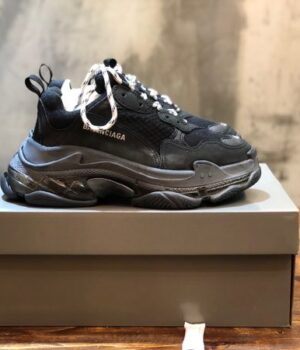 BALENCIAGA SNEAKER