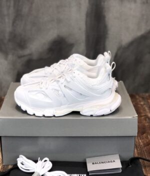 BALENCIAGA SNEAKER