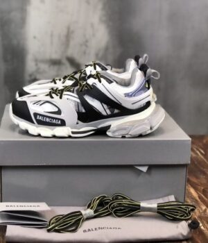 BALENCIAGA SNEAKER