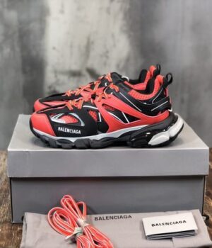 BALENCIAGA SNEAKER