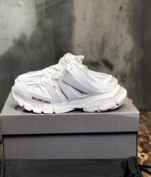 BALENCIAGA SNEAKER