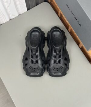BLCG SANDAL