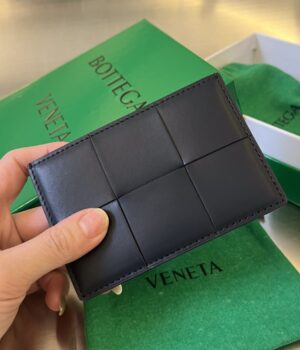 BV CARD HOLDER