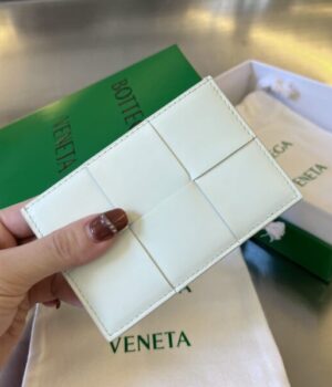 BV CARD HOLDER
