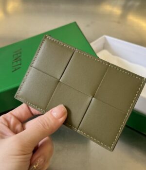 BV CARD HOLDER