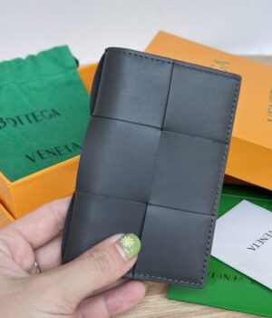 BV CARD HOLDER