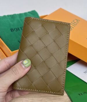 BV CARD HOLDER