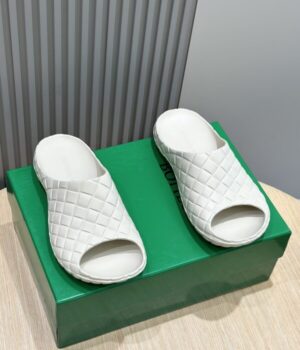 BV SANDAL
