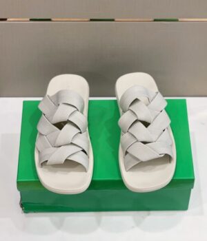 BV SANDAL