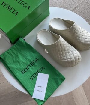 BV SANDAL