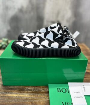 BV SNEAKER