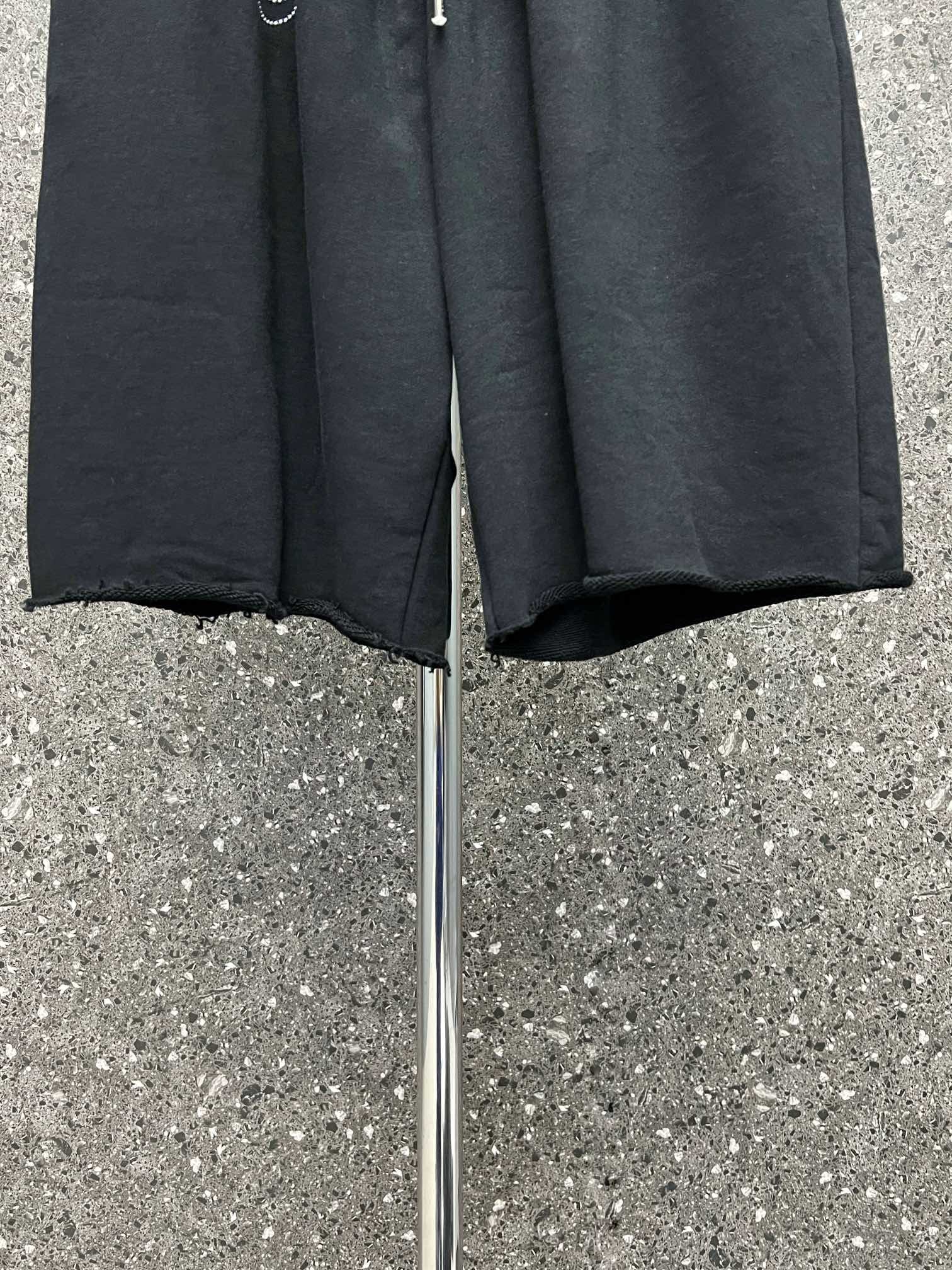 CELINE SHORTS - Image 7