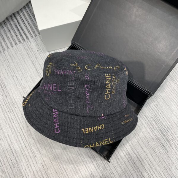 CHANEL CAP