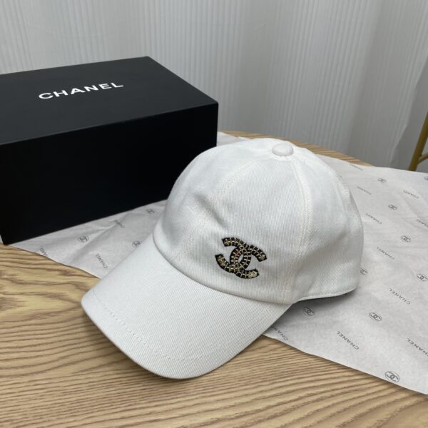 CHANEL CAP
