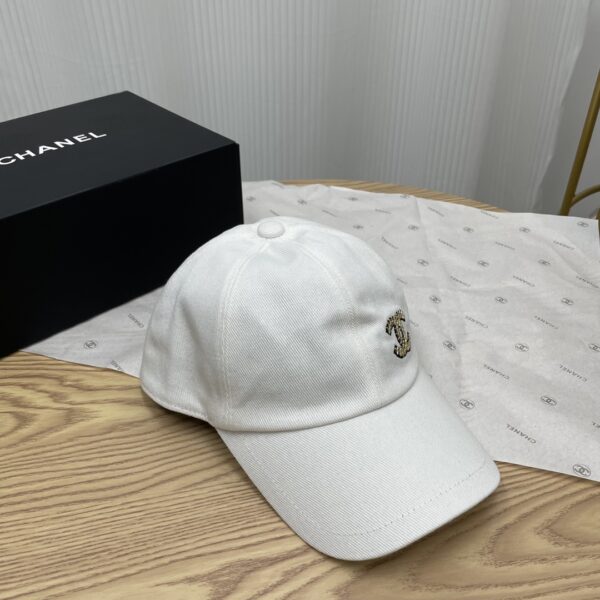 CHANEL CAP - Image 4