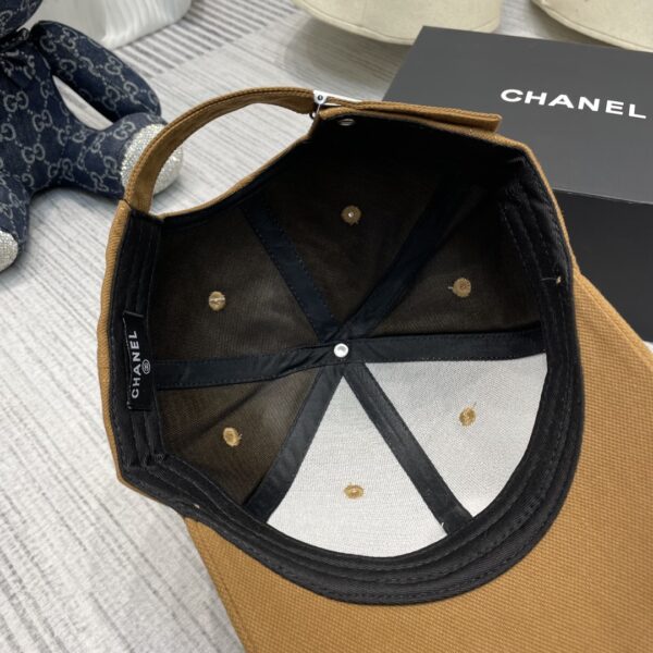CHANEL CAP - Image 8