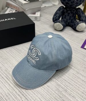 CHANEL CAP