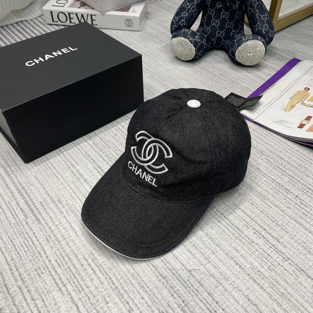CHANEL CAP - Image 2