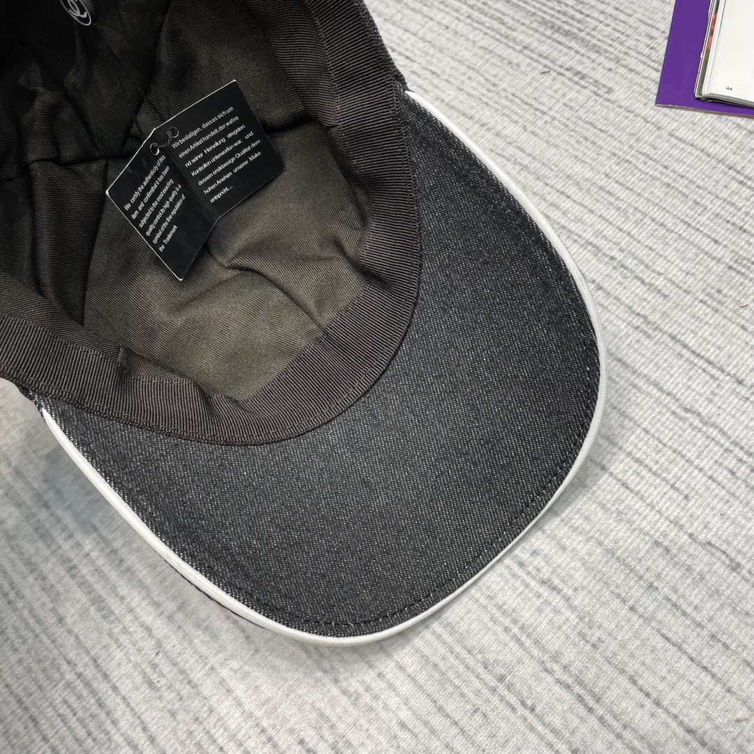 CHANEL CAP - Image 5