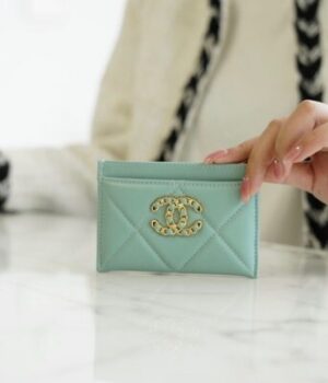 CHANEL CARD HOLDER