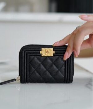 CHANEL CARD HOLDER
